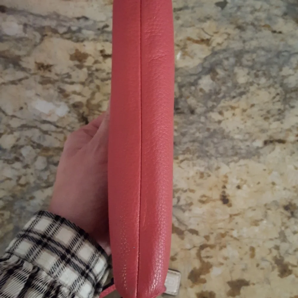 Authentic Coach Leather wristlet wallet - Picture 5 of 6